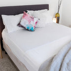 Conni X-wide Reusable Bed Pad with Tuck-ins - White