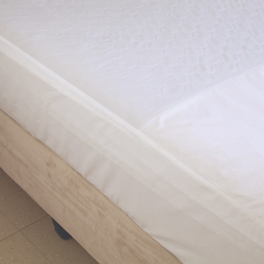 Conni Fitted Bed Pad Sheet (4 Sizes)