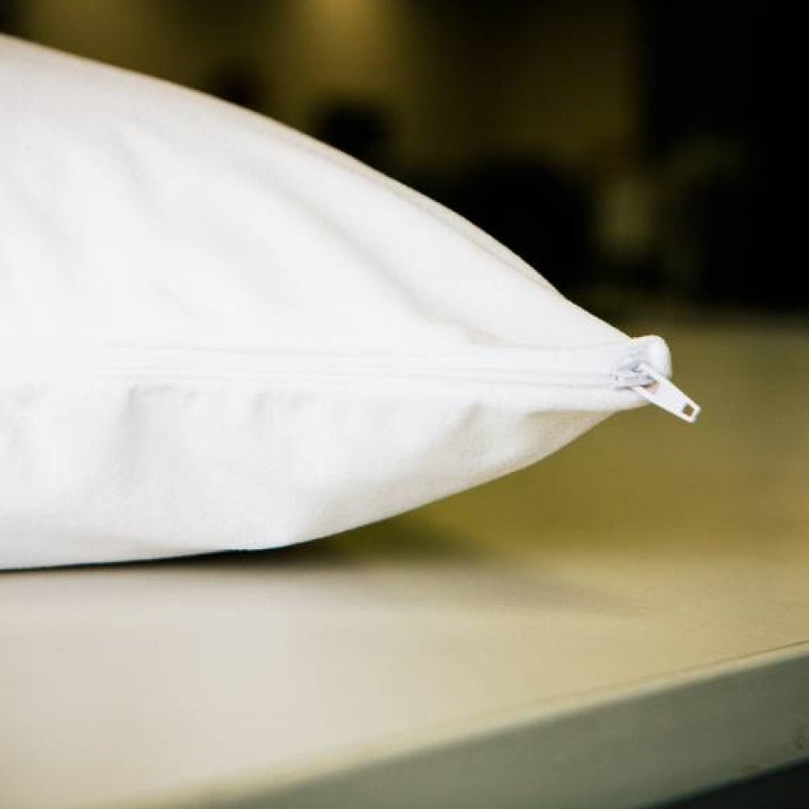 Conni Micro-Plush - Waterproof Pillow Protector