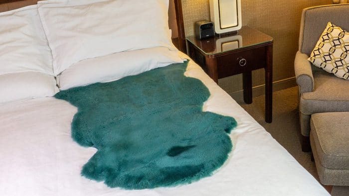 Wild Goose Sheepskin Dark Green Overlay